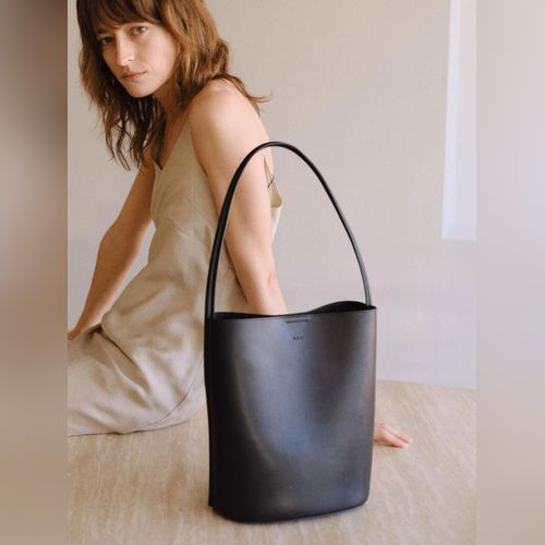 完売 premium-leather-bucket- バッグ