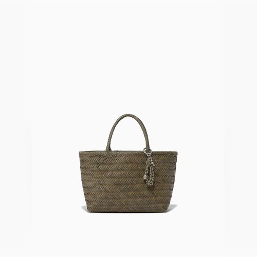 rouge-lounge-marina-weaving-s-