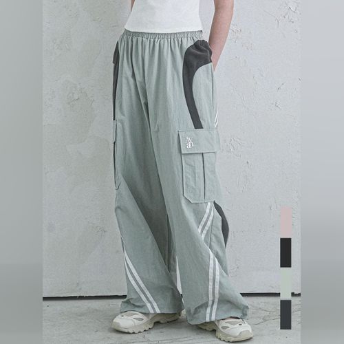 ★送料・関税込★AVANDRESS★This is wide pants ★ MUSINSA | AVANDRESS Side Big Cargo Pants BLUE