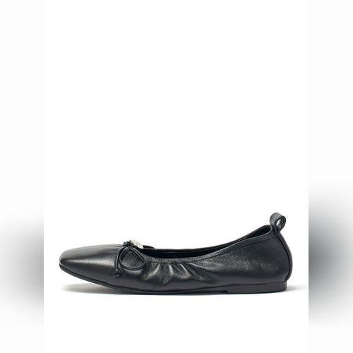【Matin Kim】MATIN LEATHER BLOAFER HEELS Matin Kim Shoes | Modalova